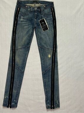 NWT Y2K Bebe Moto Zip Skinny Jeans Size 28 Low Rise Indie Sleaze Distressed Wash